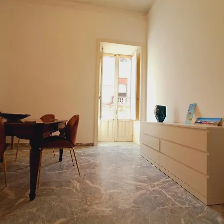 La Casa Di Archimede アパート シラクーサ
